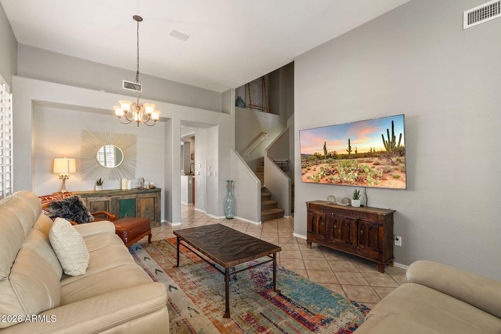 Image 9 of property listing at 1608 W KURALT Drive, Anthem, AZ 85086