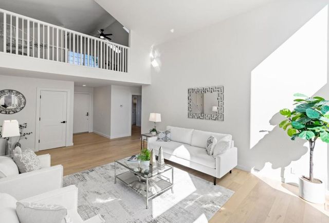 577 Anchor Circle, Redwood City, CA 94065