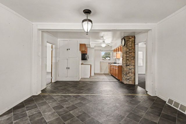 626 Gladys Street, Michigan City, IN 46360