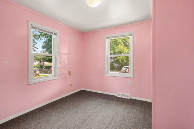 626 Gladys Street, Michigan City, IN 46360