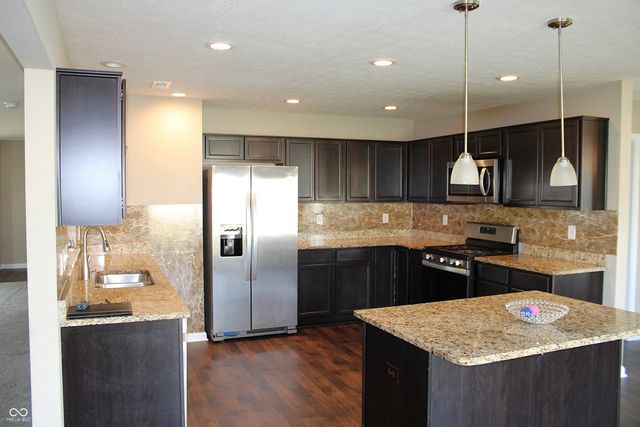 8184 Bluesage Way, Plainfield, IN 46168