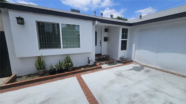5651 Radford Avenue, Valley Village, CA 91607