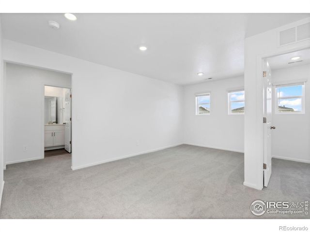 7339 27th St Ln, Greeley, CO 80634