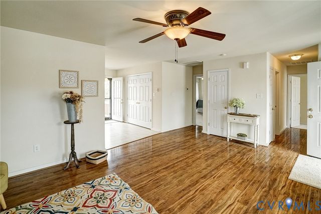 112 St Charles Pl, Aylett, VA 23009