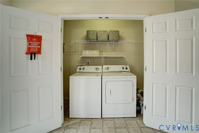 112 St Charles Pl, Aylett, VA 23009