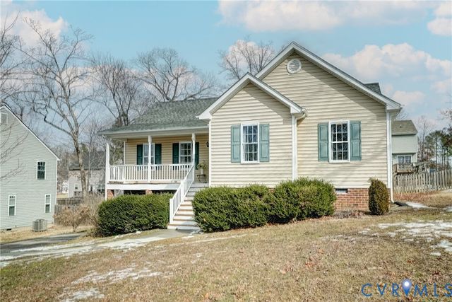 112 St Charles Pl, Aylett, VA 23009