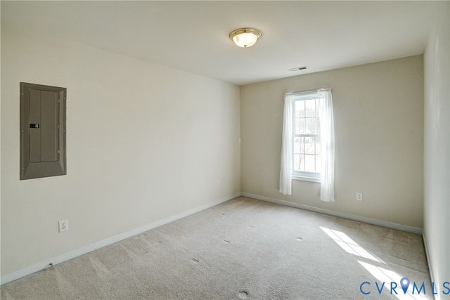 112 St Charles Pl, Aylett, VA 23009