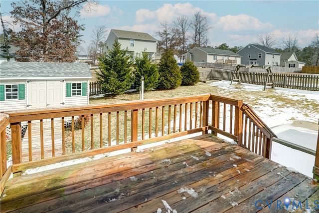 112 St Charles Pl, Aylett, VA 23009