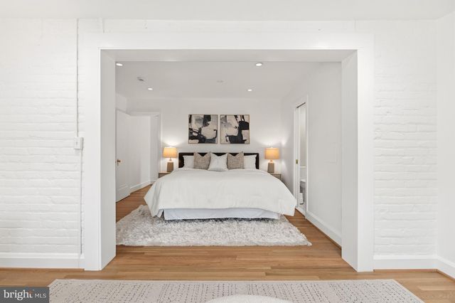 3533 R ST NW, Washington, DC 20007