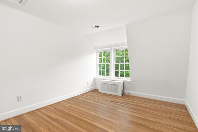 3533 R ST NW, Washington, DC 20007