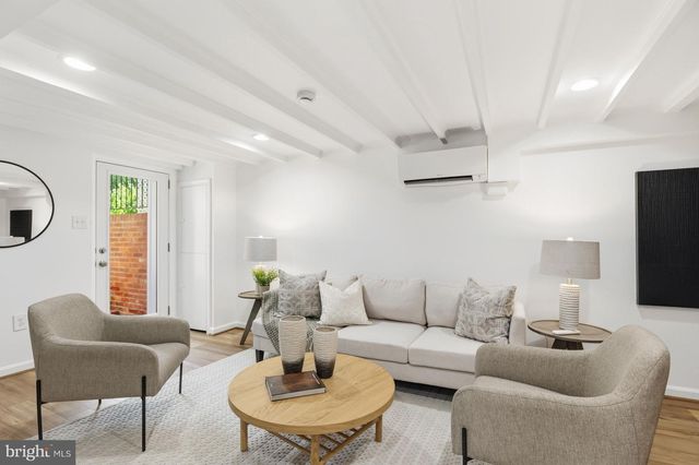 3533 R ST NW, Washington, DC 20007