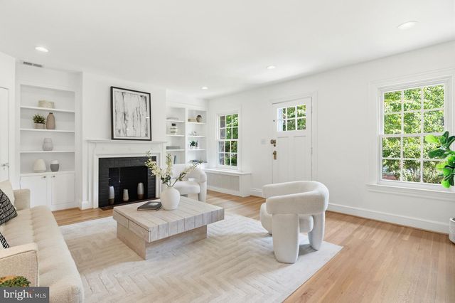 3533 R ST NW, Washington, DC 20007