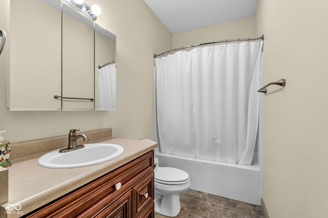 960 Deer Field Drive, Greencastle, IN 46135