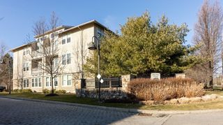 4 Harvest Dr 213, North Andover, MA 01845