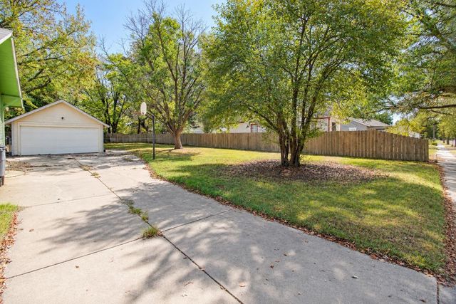 1122 S Waco, Wichita, KS 67213
