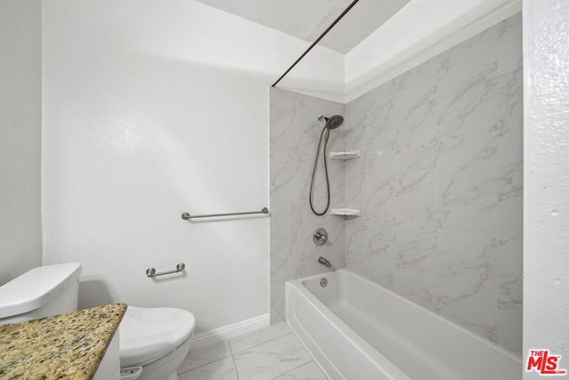 533 S St Andrews Place 313, Los Angeles, CA 90020