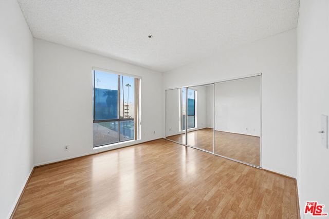 533 S St Andrews Place 313, Los Angeles, CA 90020