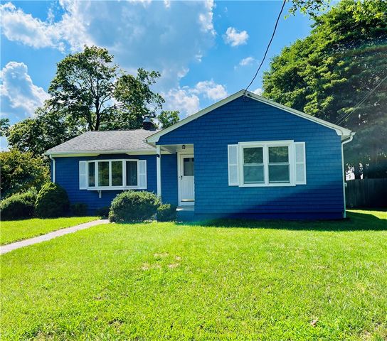 15 Washington Road, Barrington, RI 02806