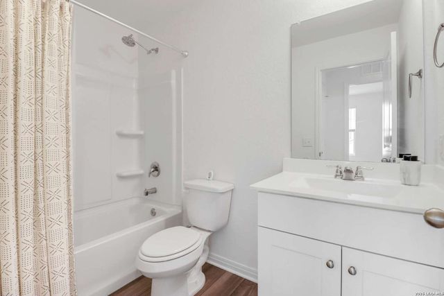 7723 FERN HOLW, San Antonio, TX 78252