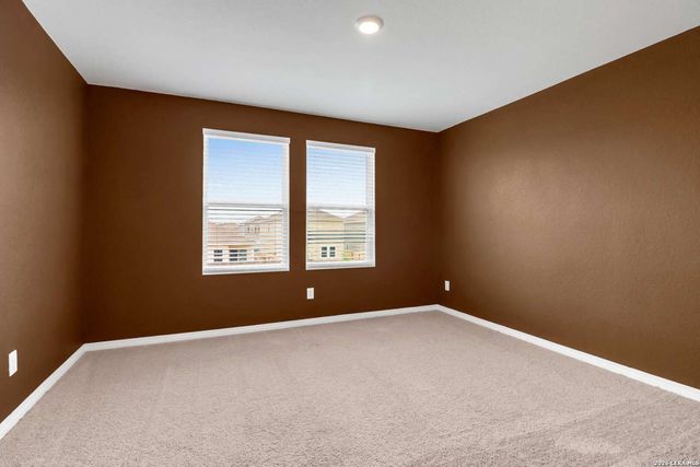 7723 FERN HOLW, San Antonio, TX 78252