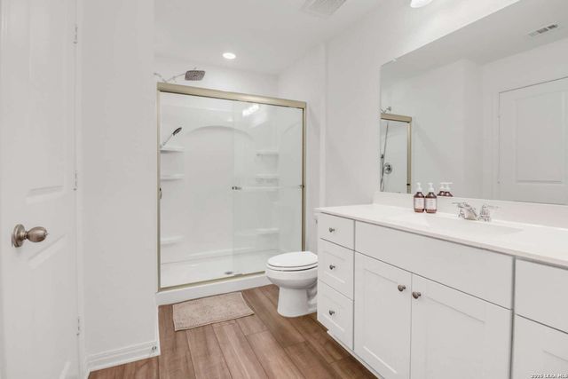 7723 FERN HOLW, San Antonio, TX 78252