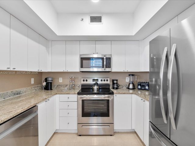 17375 Collins Avenue 808, Sunny Isles Beach, FL 33160