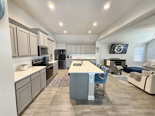 600 Bayonet Drive, Fort Worth, TX 76108