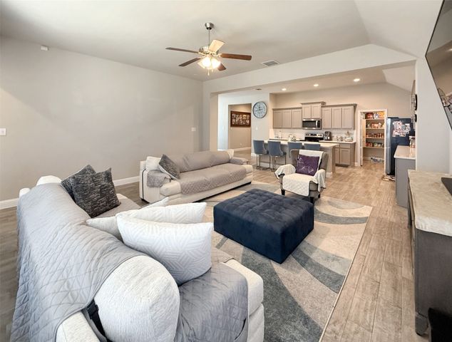 600 Bayonet Drive, Fort Worth, TX 76108