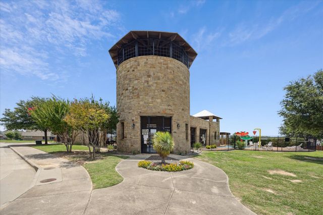 600 Bayonet Drive, Fort Worth, TX 76108