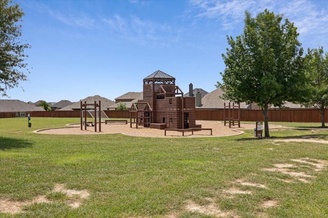 600 Bayonet Drive, Fort Worth, TX 76108