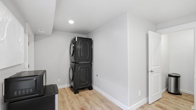 9498 N CANYON HEIGHTS DR, Cedar Hills, UT 84062