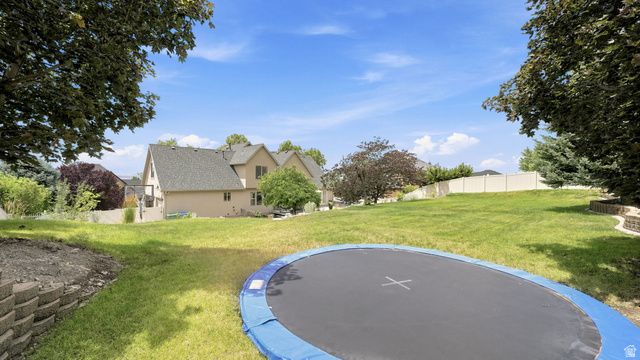 9498 N CANYON HEIGHTS DR, Cedar Hills, UT 84062