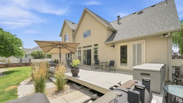 9498 N CANYON HEIGHTS DR, Cedar Hills, UT 84062