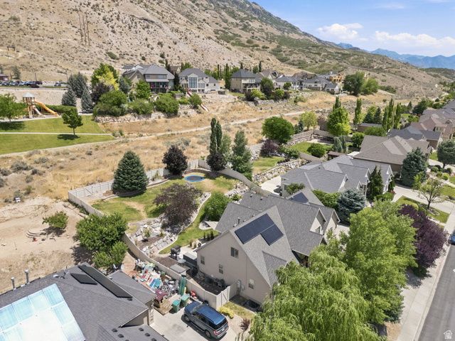 9498 N CANYON HEIGHTS DR, Cedar Hills, UT 84062