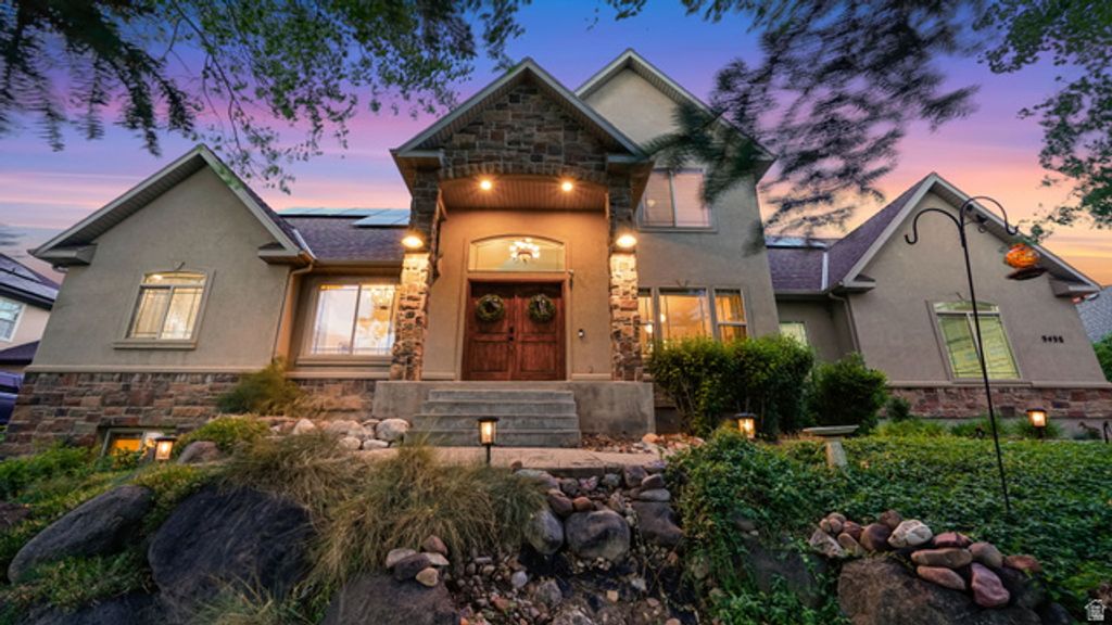 9498 N CANYON HEIGHTS DR, Cedar Hills, UT 84062