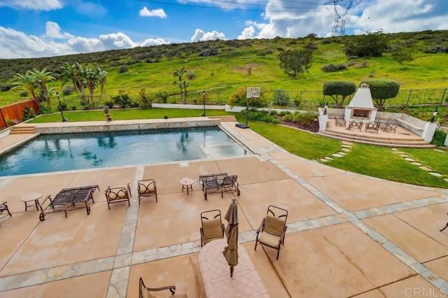 2932 Ranch Gate Rd, Chula Vista, CA 91914