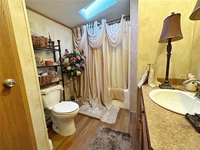 702 Dauphin Dr, Cranberry Twp, PA 16066