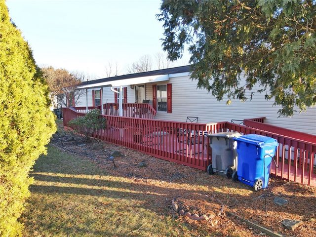 702 Dauphin Dr, Cranberry Twp, PA 16066