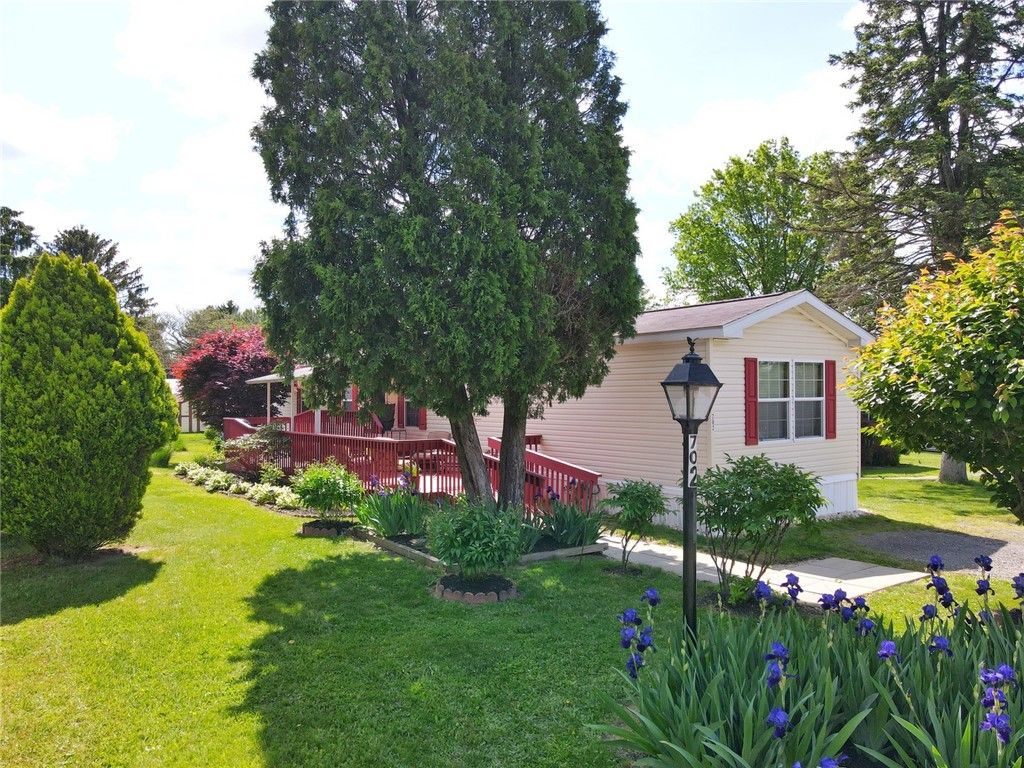 702 Dauphin Dr, Cranberry Twp, PA 16066