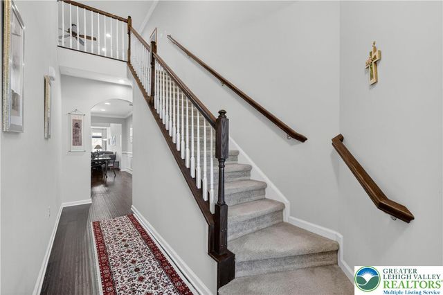 4746 Dealtrey Drive, Bethlehem Twp, PA 18045