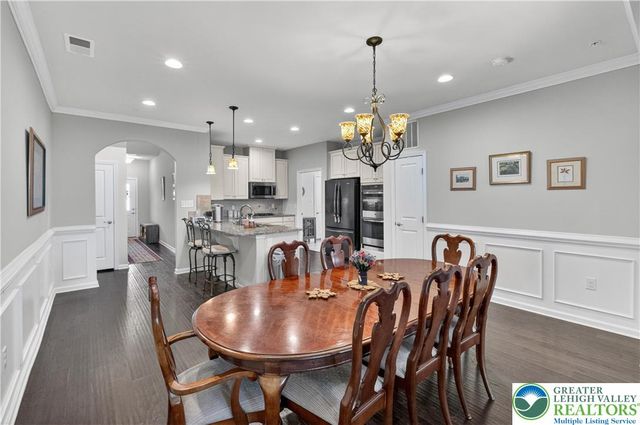 4746 Dealtrey Drive, Bethlehem Twp, PA 18045