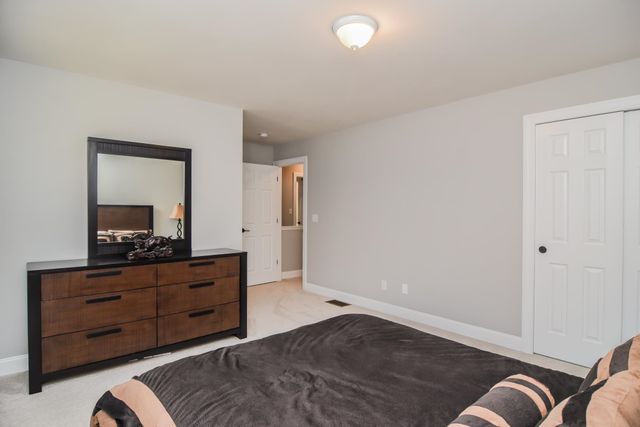 26 Constance Street, Merrimack, NH 03054