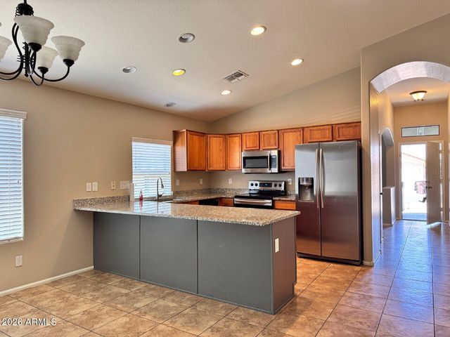 44879 W DESERT GARDEN Road, Maricopa, AZ 85139