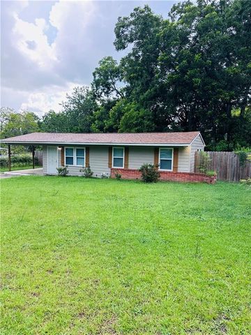 4315 Elkan Avenue, Macon, GA 31206