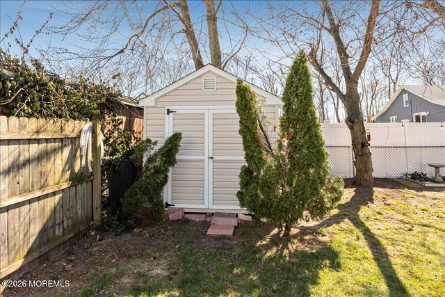 208 4th Street, Hazlet, NJ 07734