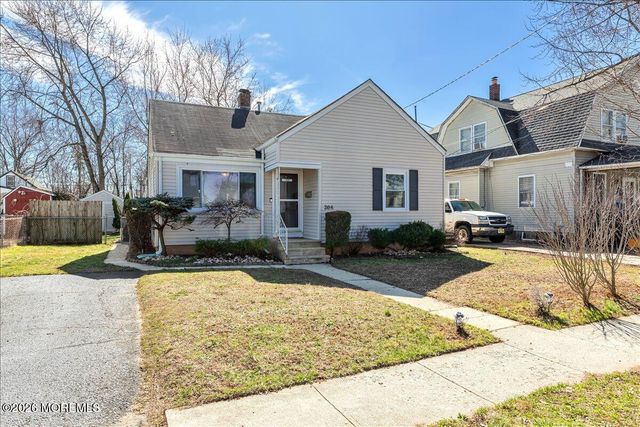 208 4th Street, Hazlet, NJ 07734