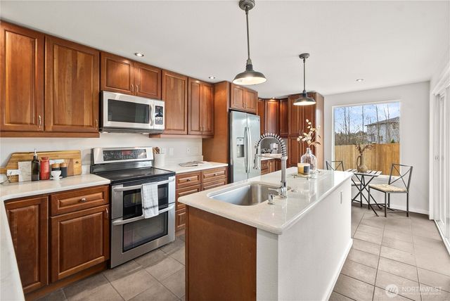 14711 SE 274th Court, Kent, WA 98042