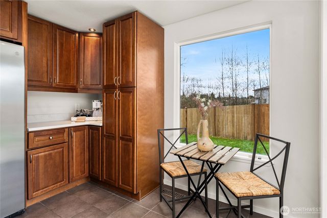 14711 SE 274th Court, Kent, WA 98042