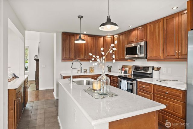 14711 SE 274th Court, Kent, WA 98042