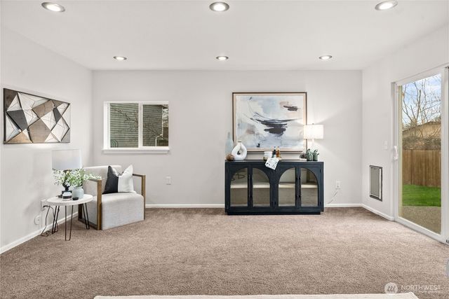 14711 SE 274th Court, Kent, WA 98042